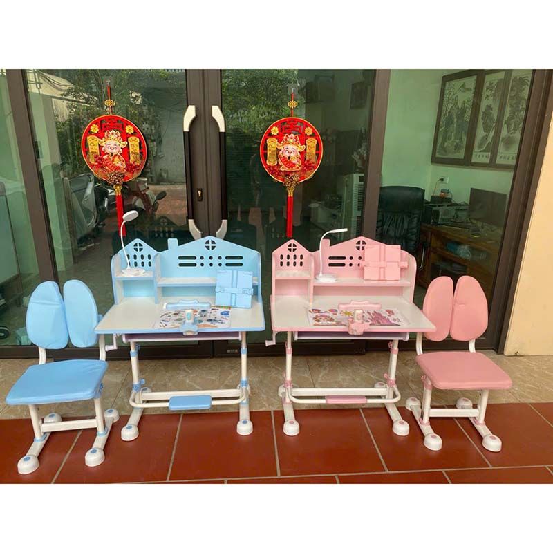Bàn học cho bé , chống gù chống cận BHB70
