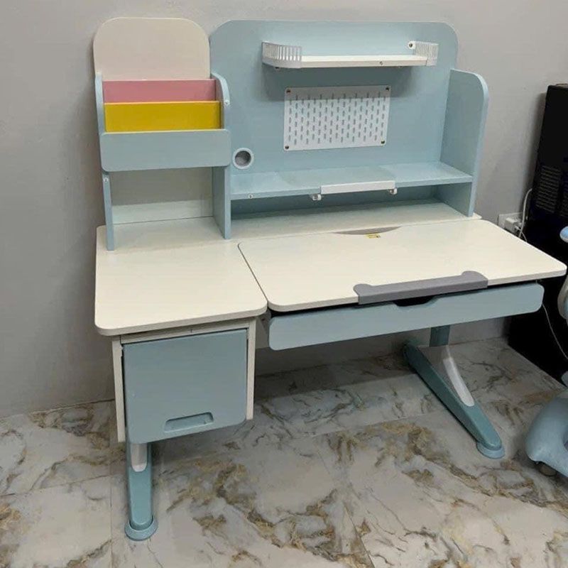 Bàn học cho bé chống gù , chống cận  BHS13