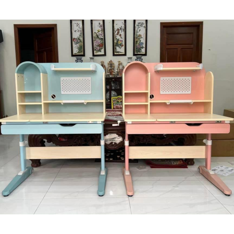 Bàn học cho bé chống gù , chống cận  BHS04