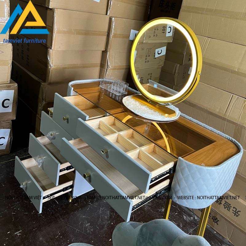 Bàn phấn gỗ công nghiệp bọc da mặt kính BTD-06