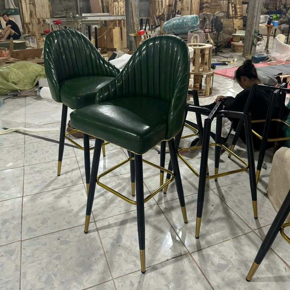Ghế bar chân sắt bọc da GC 11
