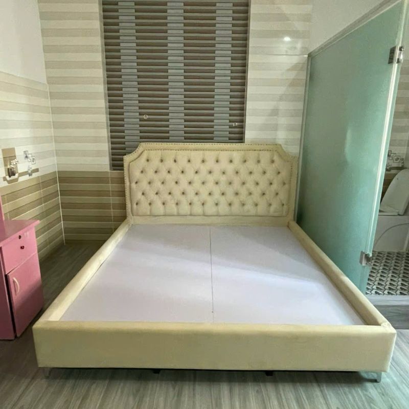 Giường bọc nỉ tân cổ điển gỗ công nghiệp GB-24