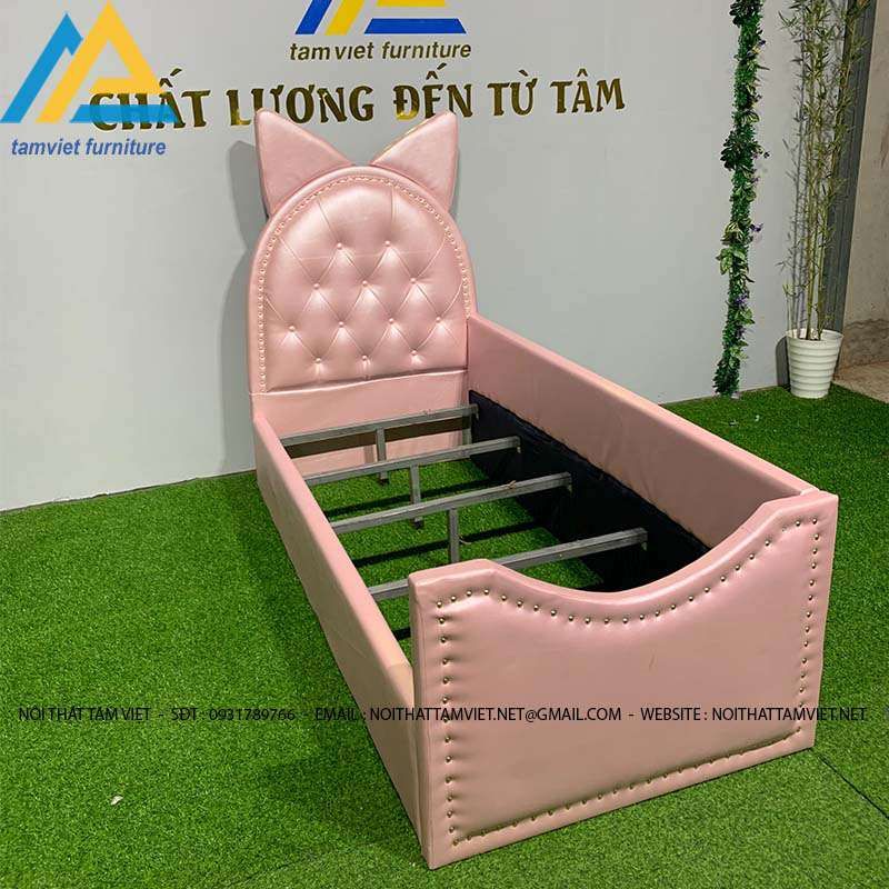 Giường ngủ cho bé gái gỗ công nghiệp bọc da GTE-809